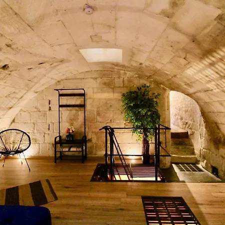 L'atelier 1742 - Atypique Jacuzzi Centre Apartment