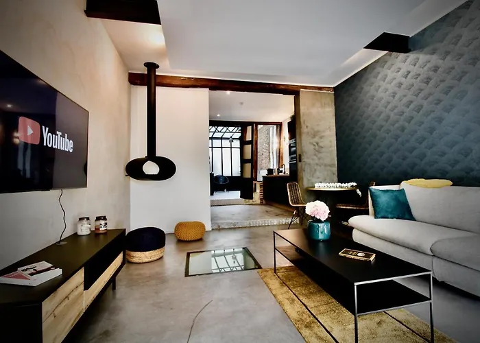 L'atelier 1742 - Atypique Jacuzzi Centre Apartment *